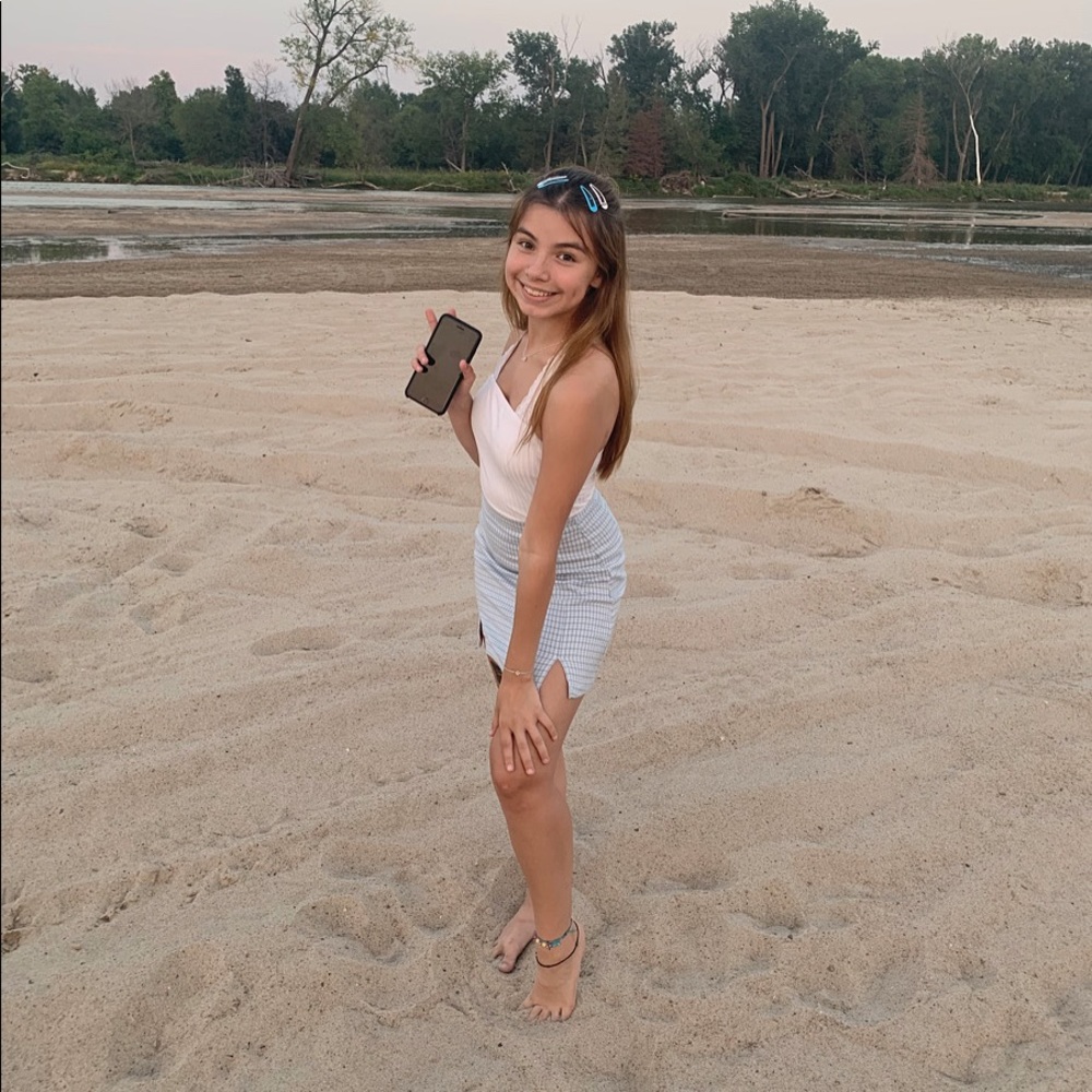 Meet your Posher, Ariana